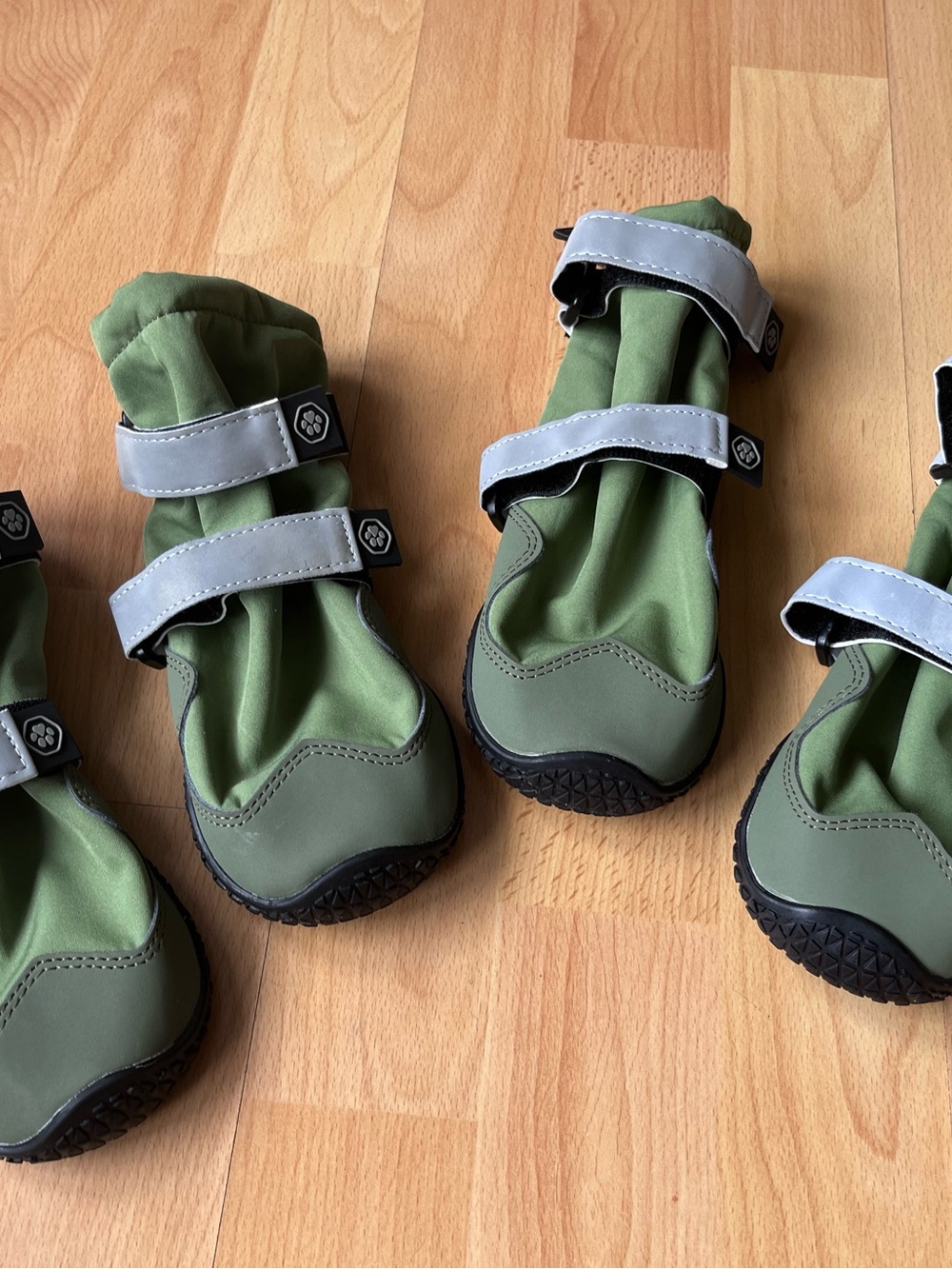 Size 7 Spark Paws Waterproof Rain & Snow Boots with Reflective Straps